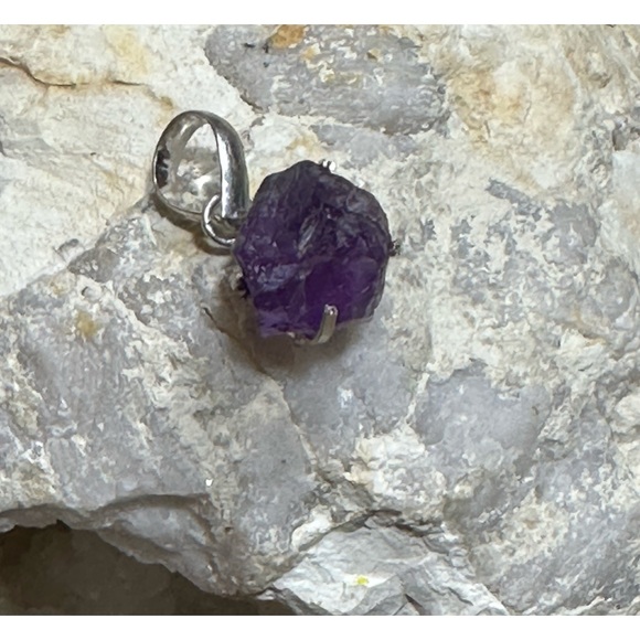 Rough Natural Amethyst Pendant - Picture 5 of 5